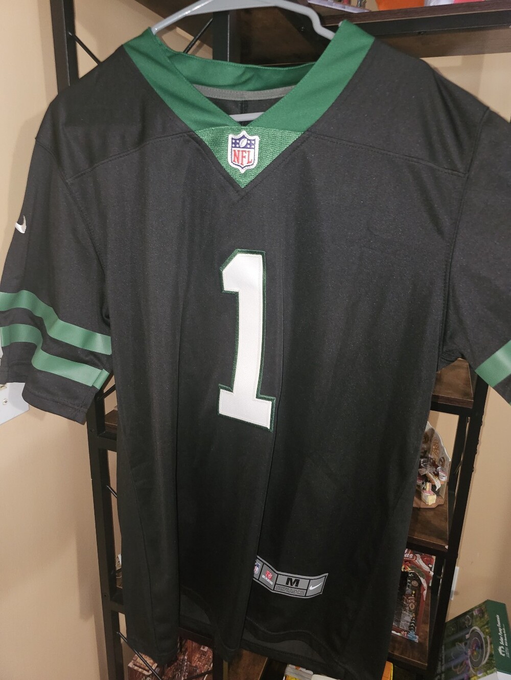 NIKE NEW YORK JETS SAUCE GARDNER #1 FOOTBALL JERSEY